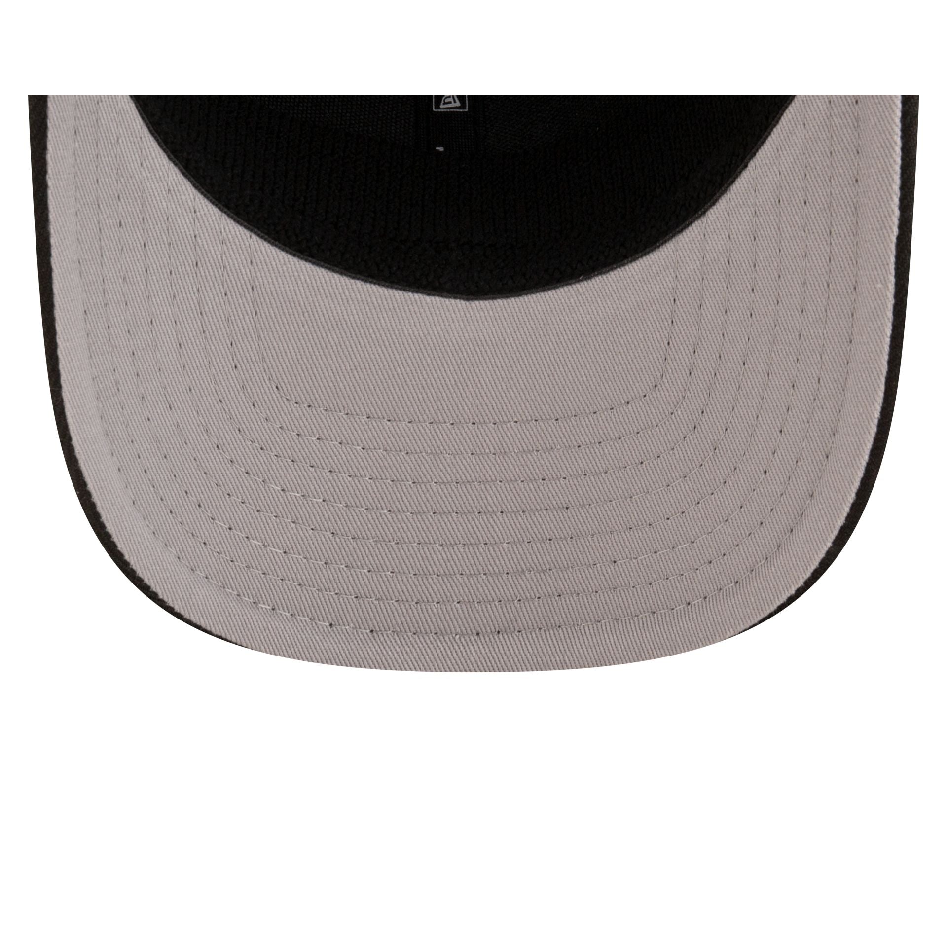 New York Knicks Team Black 9SEVENTY Stretch-Snap Hat - Image 7